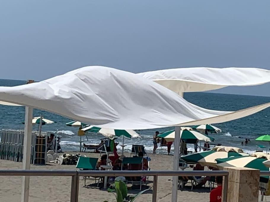 Апартаменты Bilocale A Due Passi Dal Porto E Dal Mare Лидо-ди-Остия Экстерьер фото
